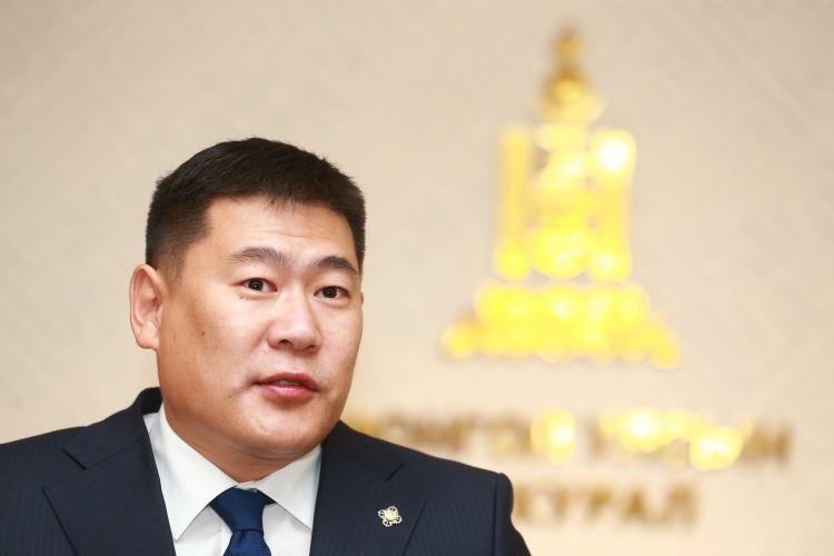 2018 оны улстөрчид: Лувсаннамсрайн Оюун-Эрдэнэ