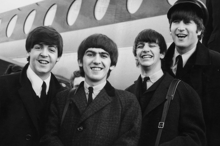 Ринго Старр: “The Beatles: Get Back” кино манай хамтлагийг үнэн мөнөөр нь харуулсан