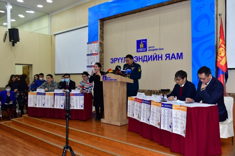 Монголруу буцахаар төлөвлөсөн Эрээн, Хөх хотод байгаа 50 хүний асуудлыг шийдвэрлэхээр ажиллаж байна