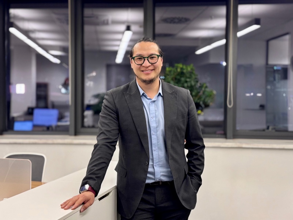 Ц.Номин-Эрдэнэ: Блокчэйн бол хөндлөнгийн оролцогчгүйгээр асуудлаа шийдэж, цаг хугацаа, зардлаа хэмнэх бодит шийдэл