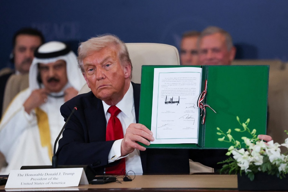 Дональд Трамп: Энхийн тунхаглал гаргаснаар энх тайван тогтлоо
