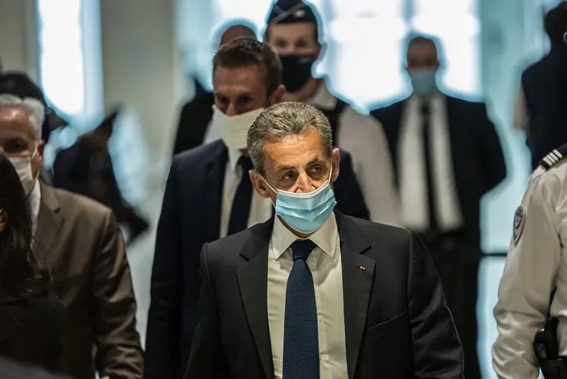 Николя Саркози буюу түүнтэй адил шоронд суусан Төрийн тэргүүд