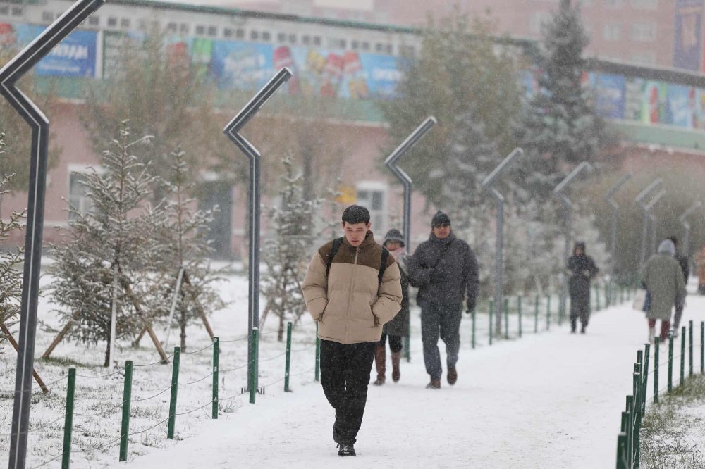 Улаанбаатарт бямба гарагт 14, ням гарагт 10 градус хүйтэн байна