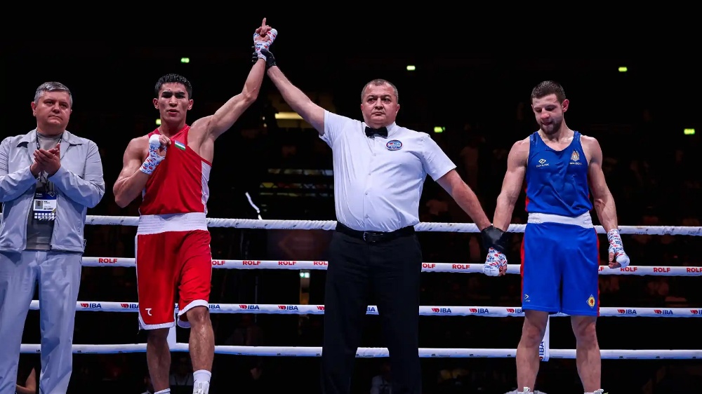 Боксын ДАШТ-ий аваргын төлөө өрсөлдөх боксчид