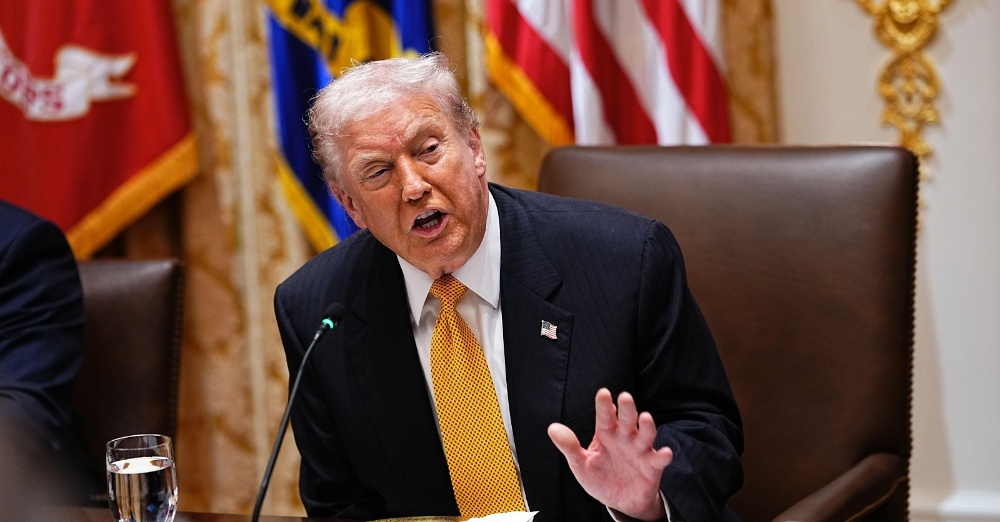 Трампын үгийг гуйвуулсан BBC-гийн Ерөнхий захирал огцорлоо