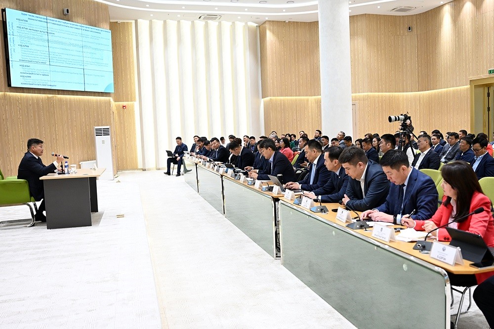 Наадмын зохион байгуулалтад онцгой анхаарч, үер, гал түймрийн аюулаас урьдчилан сэргийлэхийг үүрэг болголоо
