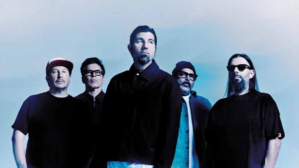 Deftones хамтлаг “Revolver Awards 2025”-ийн “Оны шилдэг уран бүтээлч” болжээ