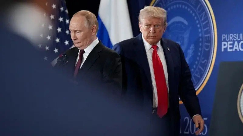 Трамп ашиггүй бол Путинтэй уулзахгүй гэв