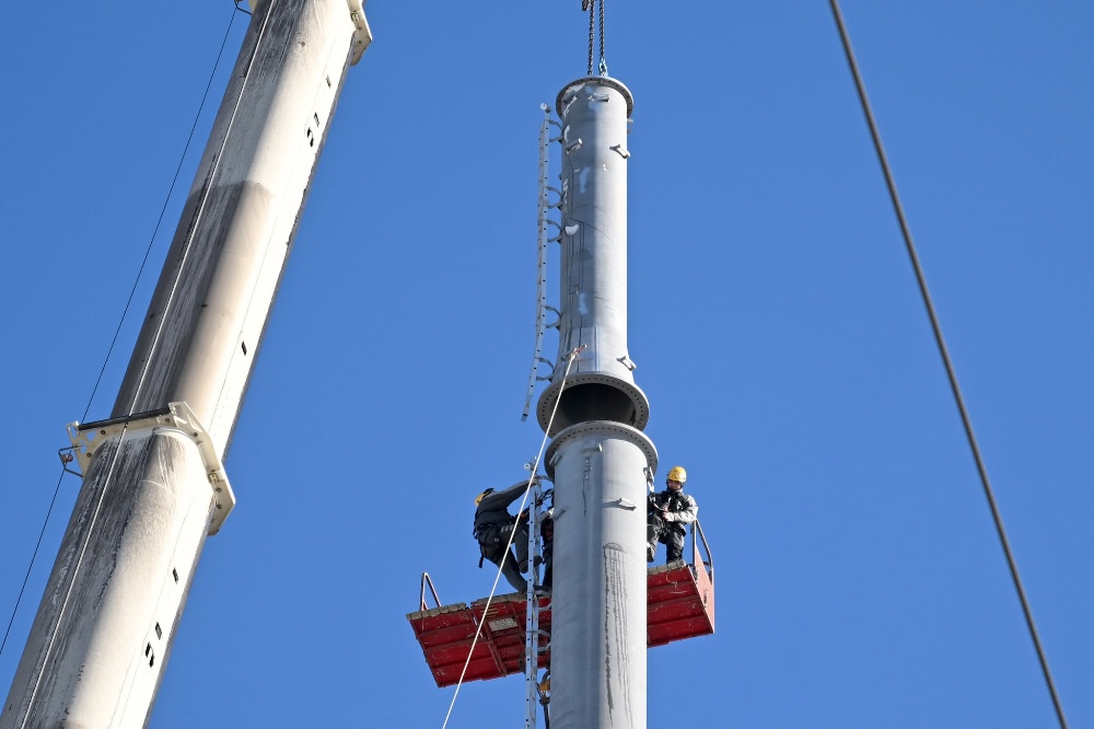 Улаанбаатарынхан жилийн дараа дүүжин тээврээр зорчино