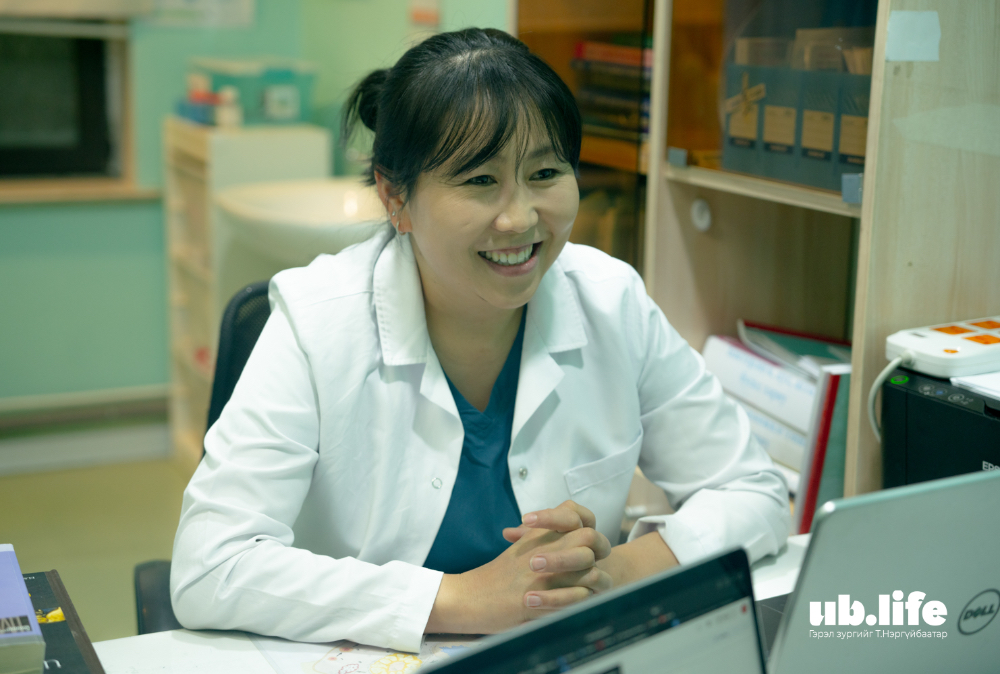 Humans of UB | Ж.Баасансүрэн: Өөрийгөө хайрладаг эмэгтэй бол хамгийн эрхэмсэг бүсгүй