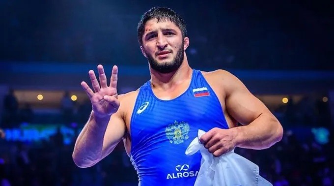 Садулаев: Би сая долларын саналаас татгалзсан