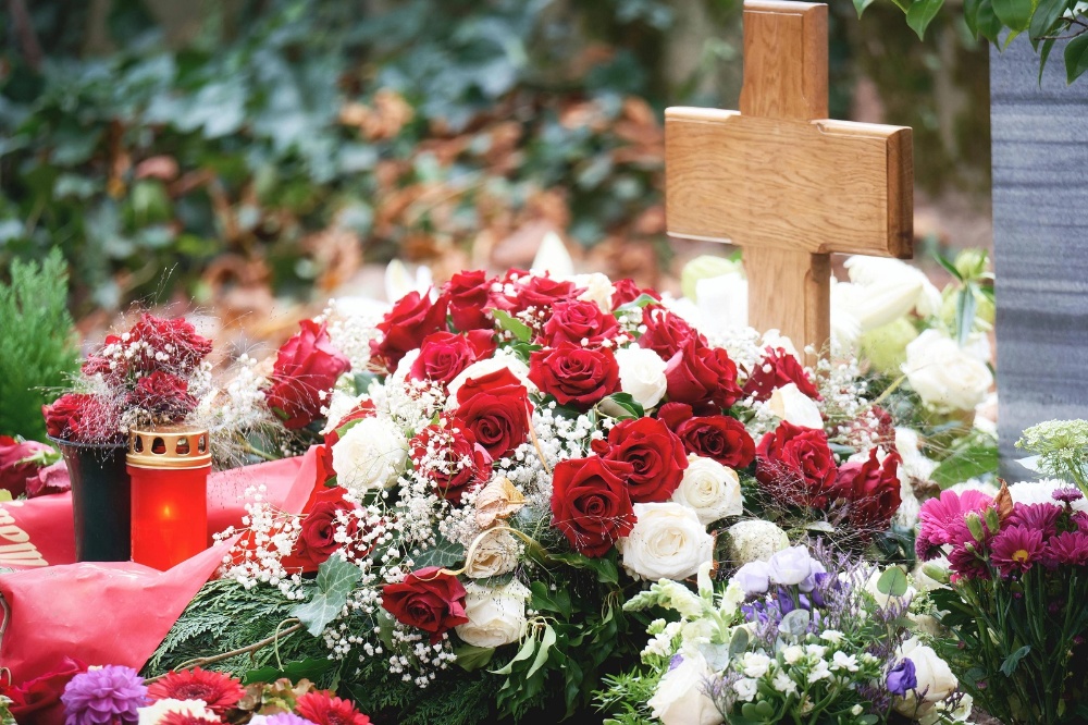 Аравдугаар сард биднийг орхин одсон алдартнууд