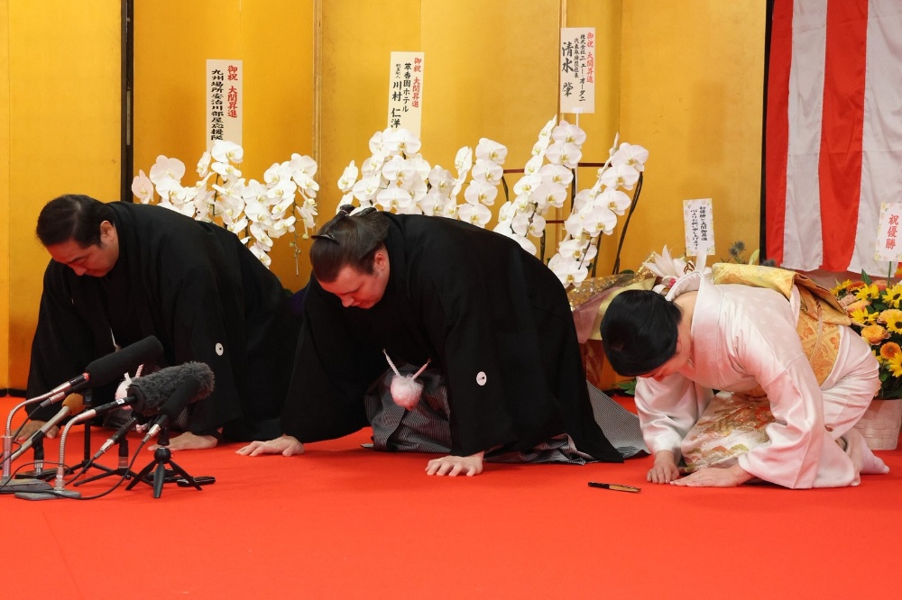 Аонишики: Озэки цолны нэр хүндийг сэвтүүлэлгүй улам дээш дэвшихийн төлөө барилдана