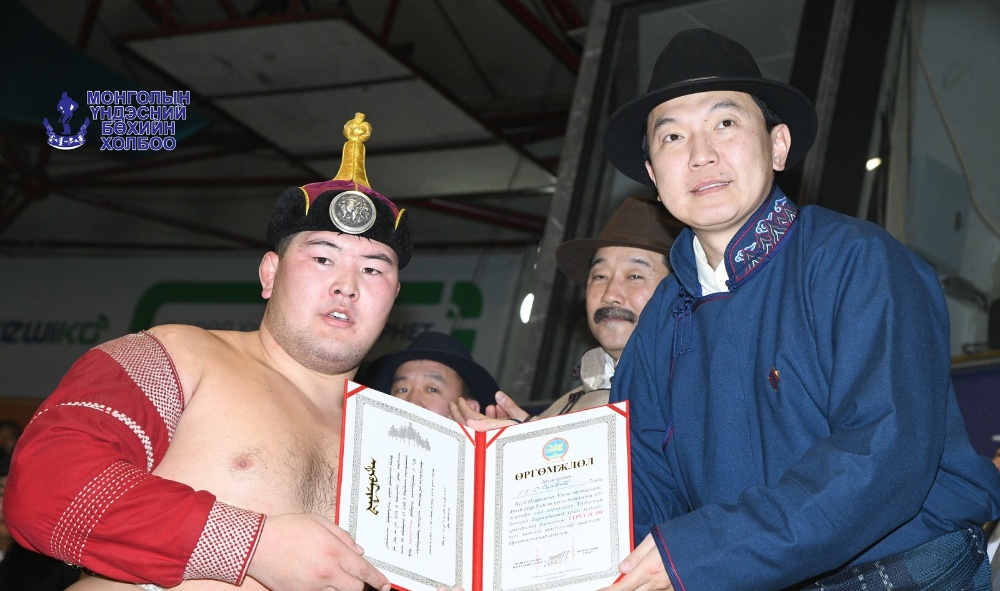 Улс тунхагласны барилдаанд Улсын заан С.СҮХБАТ хоёр дахиа түрүүллээ