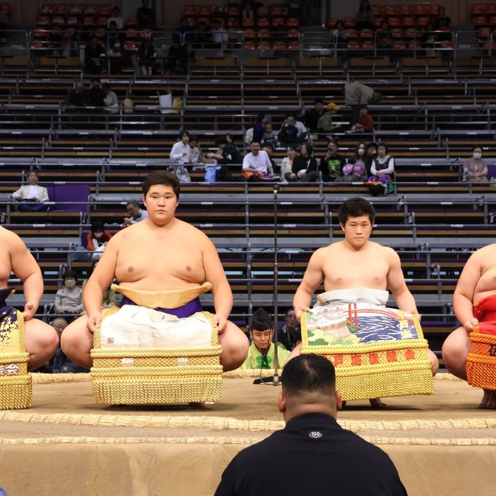 Асахифүжи “аварга” дахин дохён дээр гарлаа