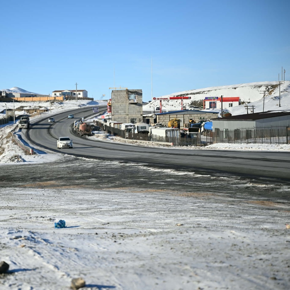 Био комбинатын гүүрнээс Эмээлтийн авто зам хүртэл шинээр 12.5 км авто зам барина