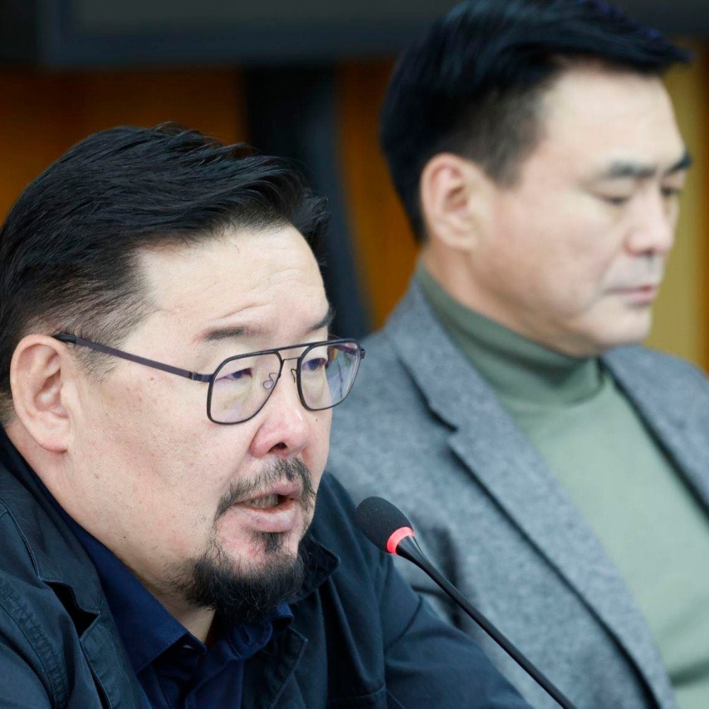 Г.Занданшатар: “Хариуцлагын гэрээ” зөрчсөн тул Шадар сайд С.Амарсайханыг албан тушаалаас нь чөлөөлж байна